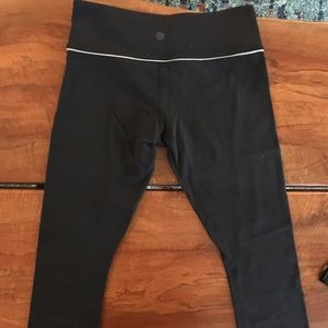 Lululemon wunderunder crops black